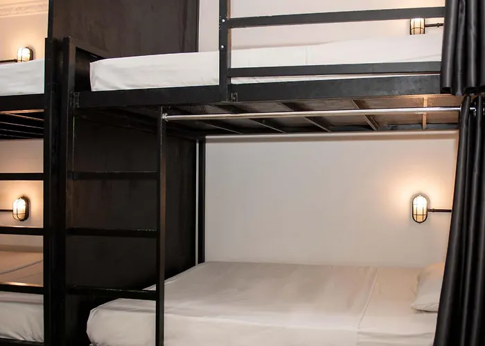 Mad Monkey Hostel Phnom Penh